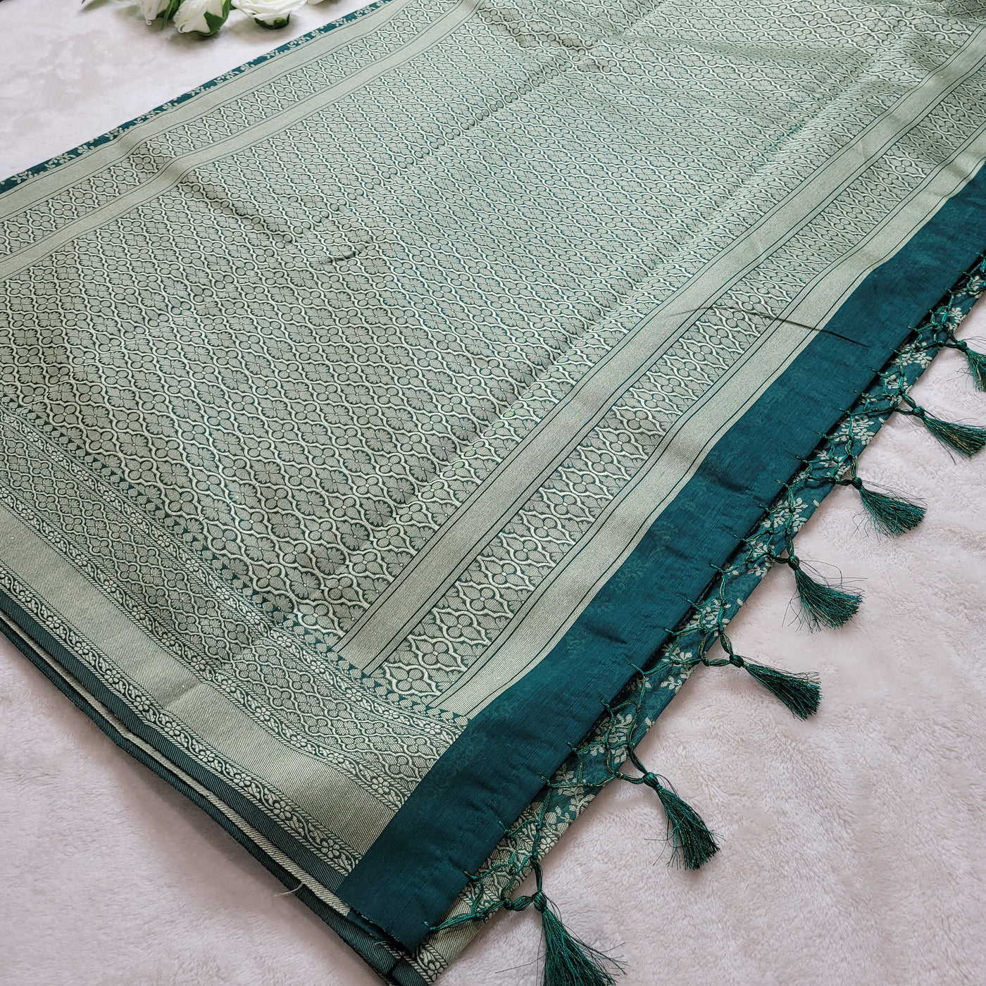 Merseries Cotton Sada with Resham Weaving Jaal Pattern - Premium Quality Ethnic Saree