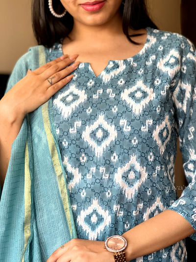 Blue Cotton Kurta Set with Chikankari Work