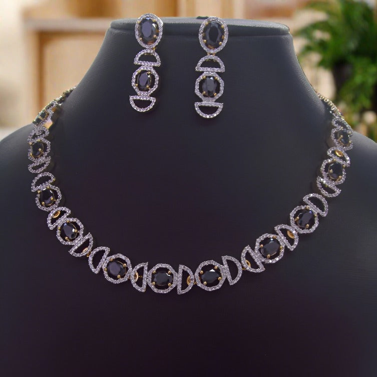 Luxury Cubic Zircon Necklace Set with Semi Precious Black Stones