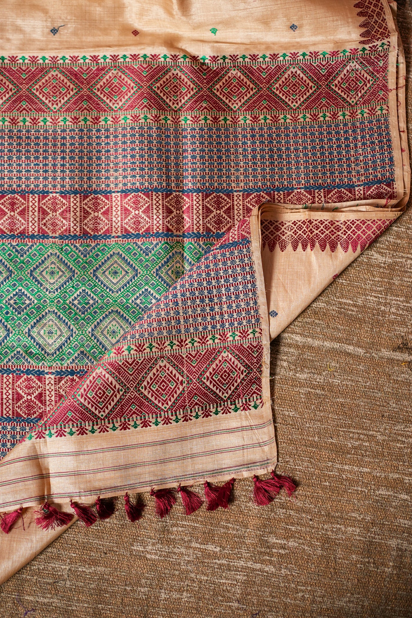Assam Handloom Pure Tussar Silk Saree – Temple Border Weave in Festive Ivory and Multicolor Pallu