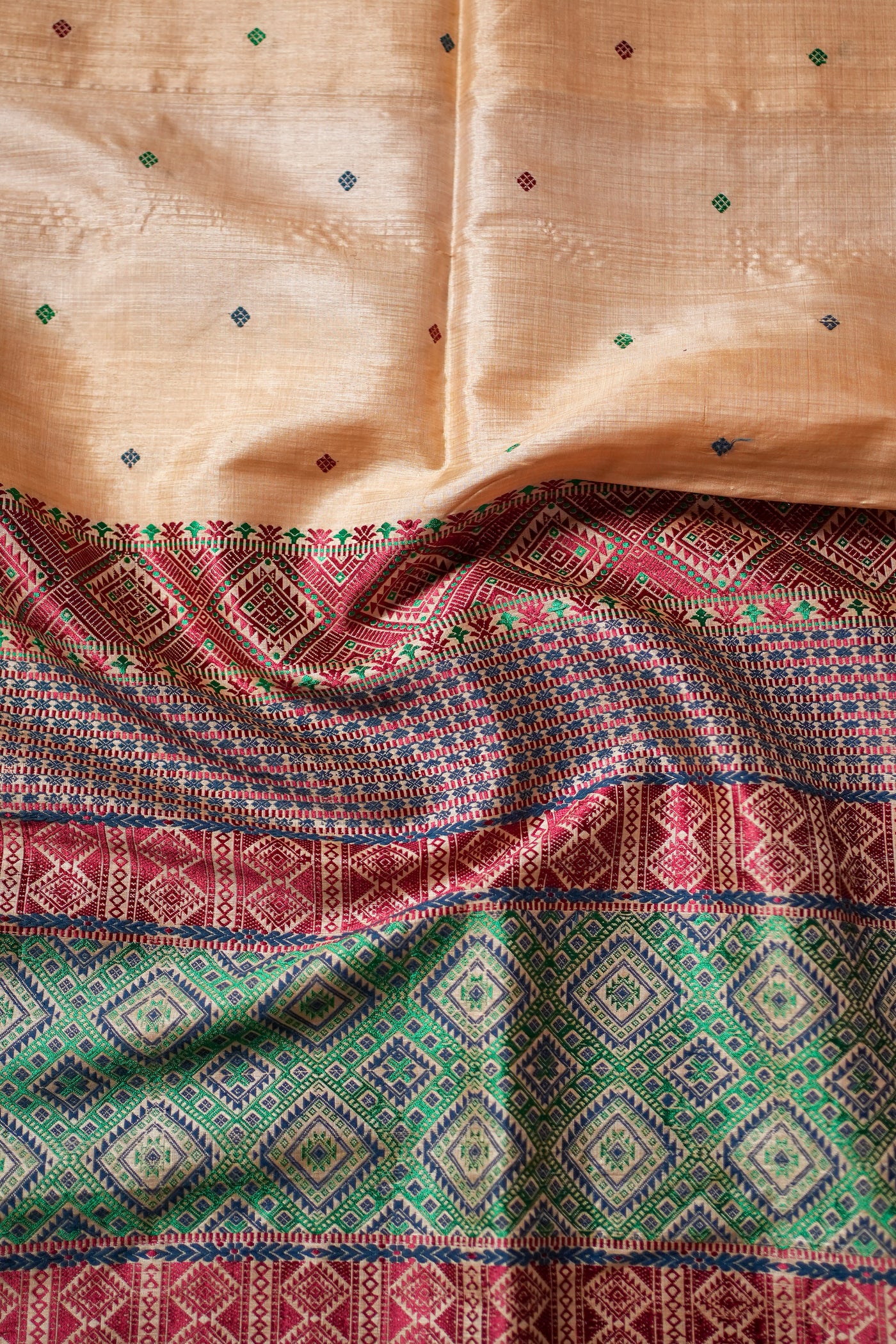 Assam Handloom Pure Tussar Silk Saree – Temple Border Weave in Festive Ivory and Multicolor Pallu