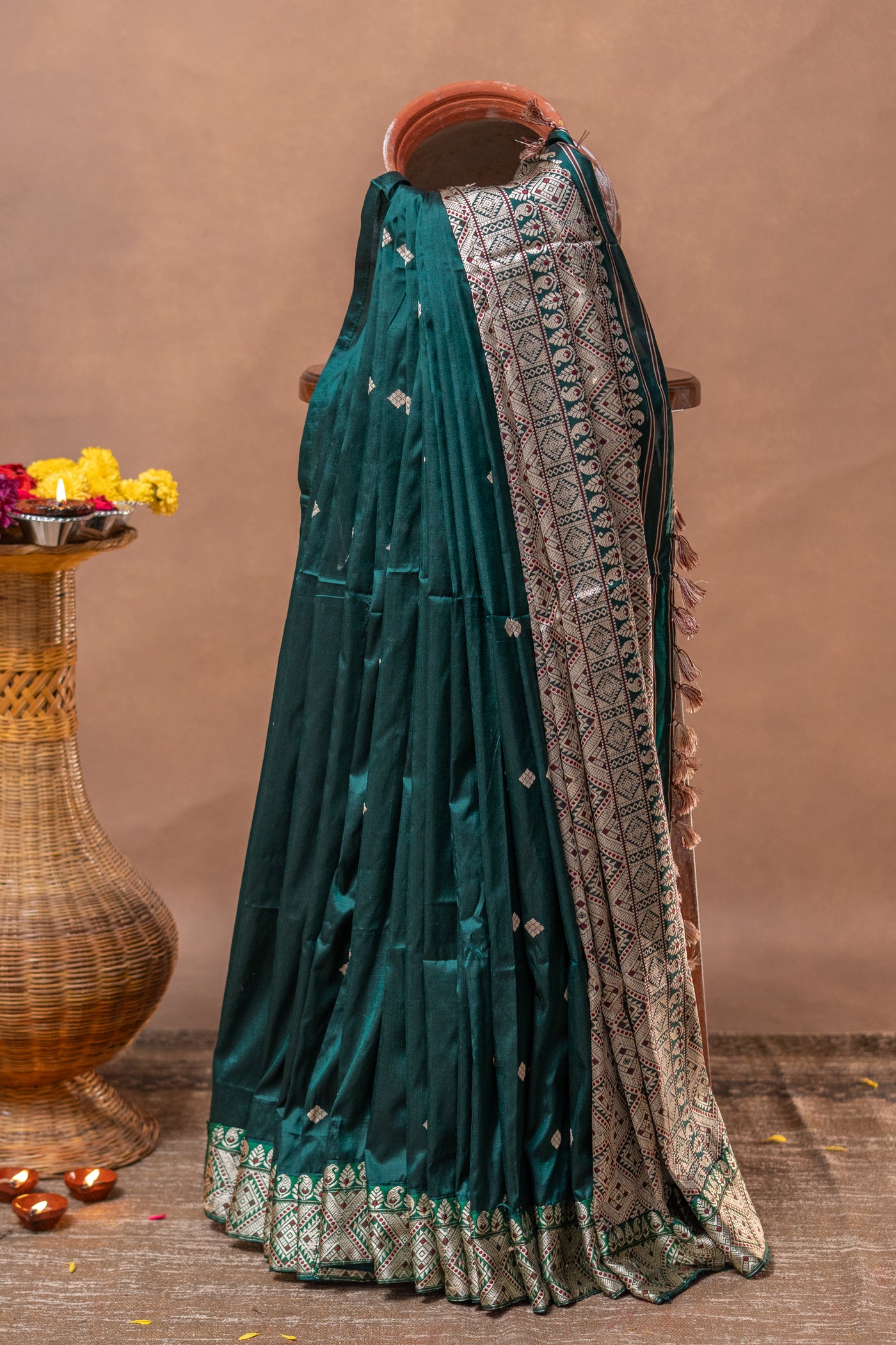 Emerald Green Assam Silk Saree – Handwoven Pure Mulberry Silk