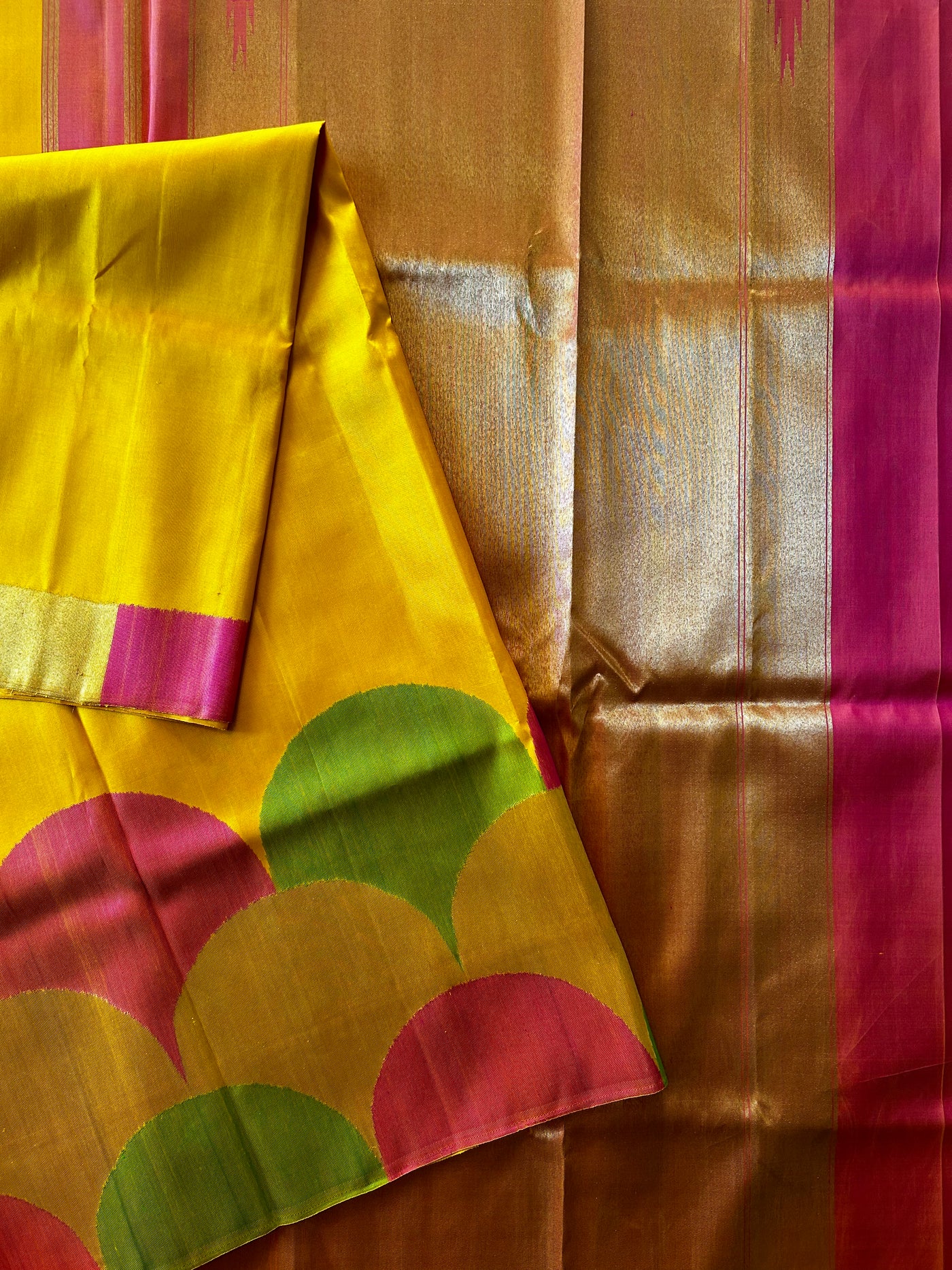 Luxurious Pure Kancheepuram Silk Handloom Saree – Designer Masterpiece in Golden Yellow and Pink