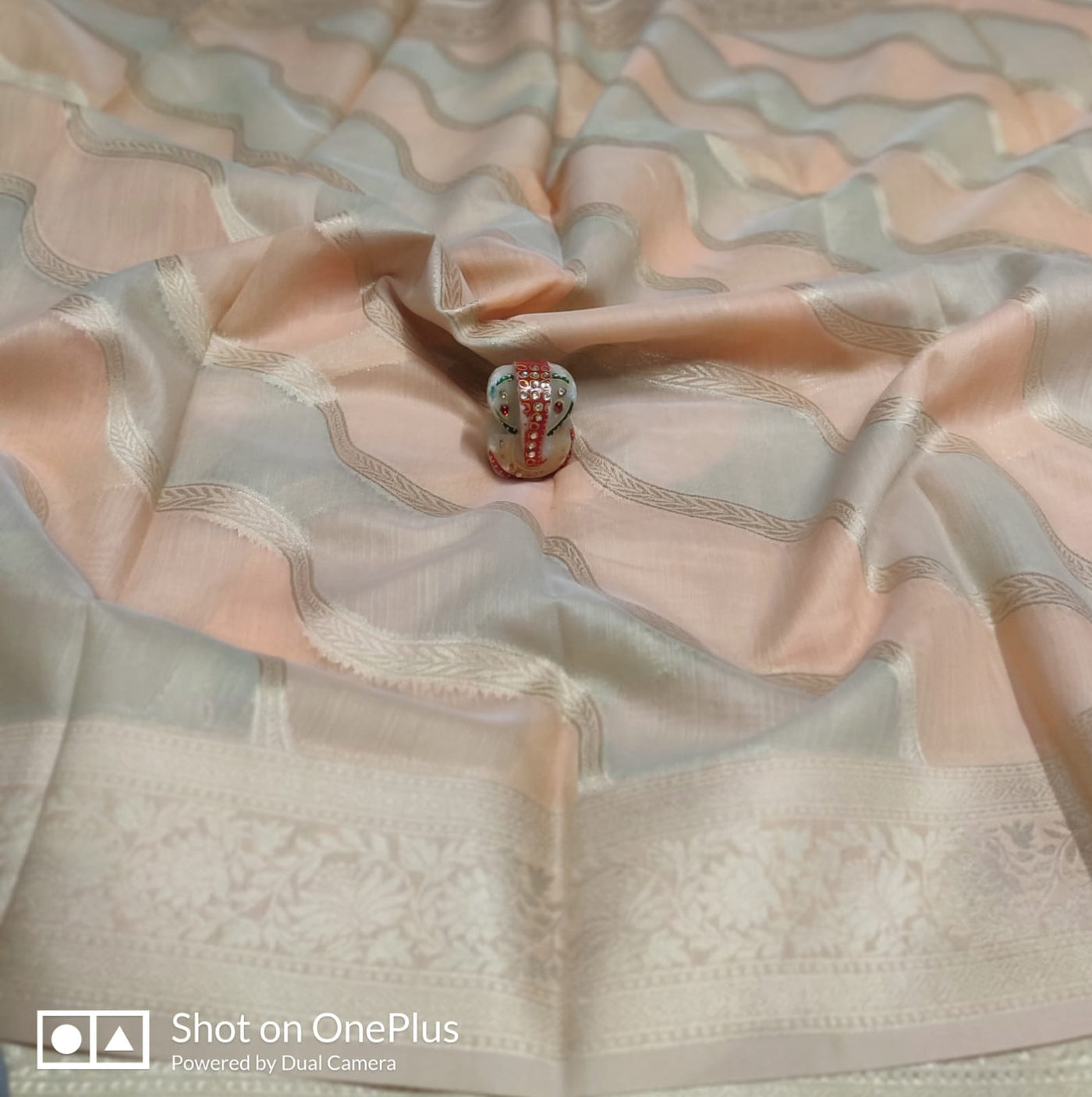 Elegant Chanderi Silk Saree with Intricate Woven Design and Rich Border