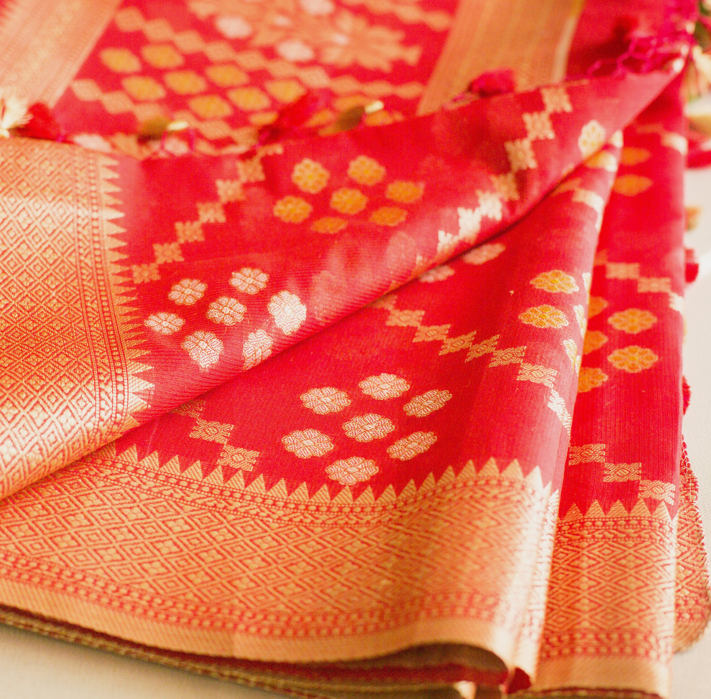 Vibrant Red Zari Kota Sari with Sona Rupa Weaving